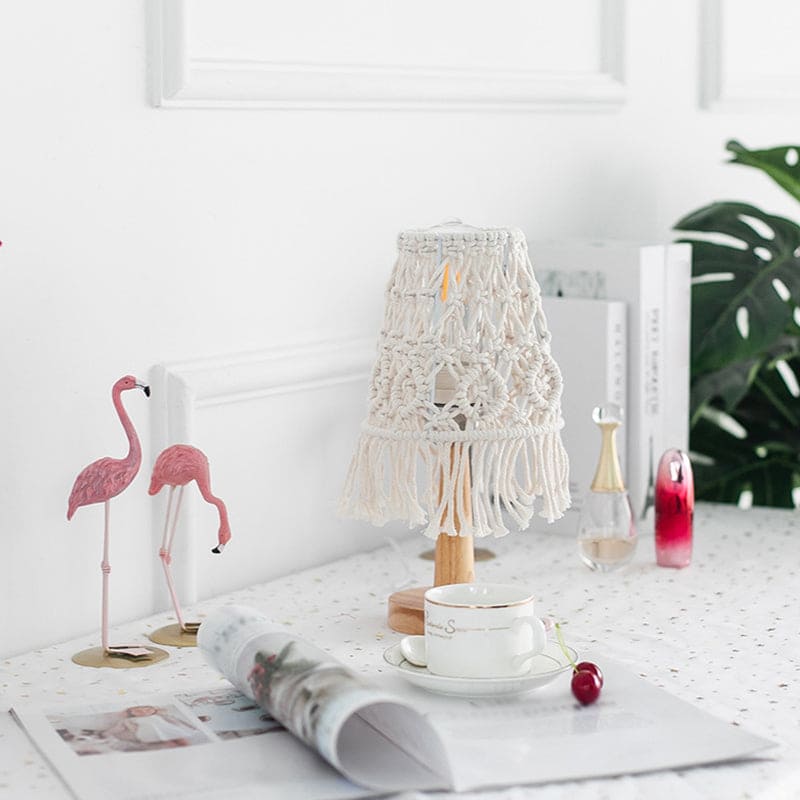 FeatherGlow Table Lamp – Luxe Table Lamp with Simplified Design
