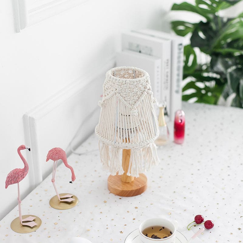 FeatherGlow Table Lamp – Luxe Table Lamp with Simplified Design