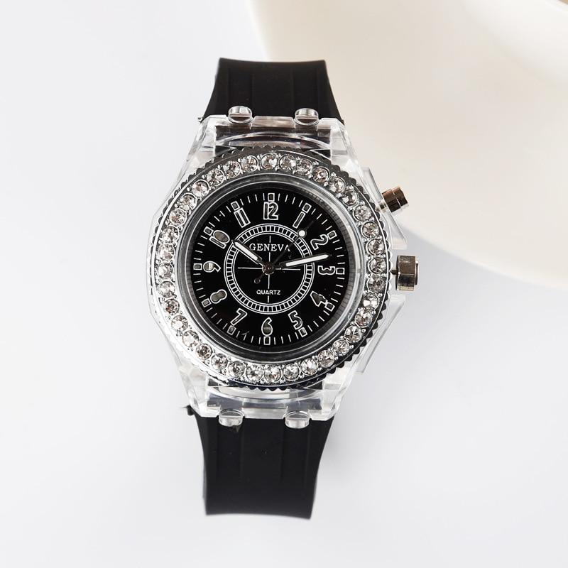 2019 Fashion Silicone Diamond Rhinestone Watch LED Luminous Colorful Lights Watch Women Ladies Quartz Wristwatch