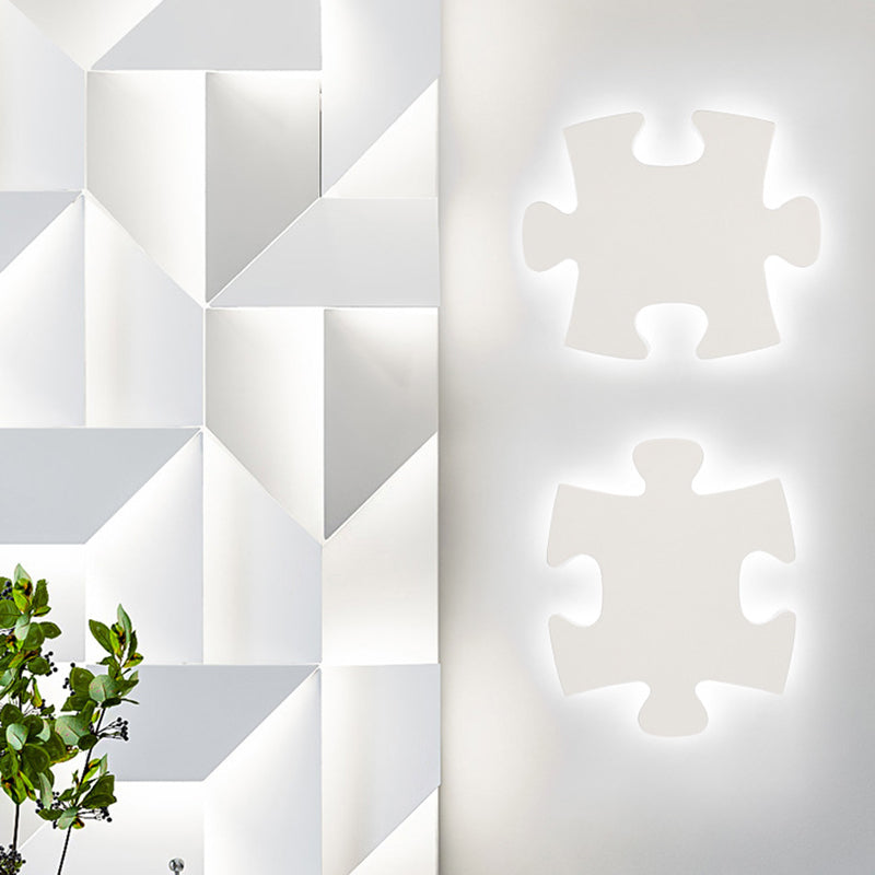 Jigsaw Wall Lamp Modern Acrylic Black/White LED Wall Light in Warm/White Light for Living Room