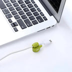 20+20 | Self-adhesive thumb hooks