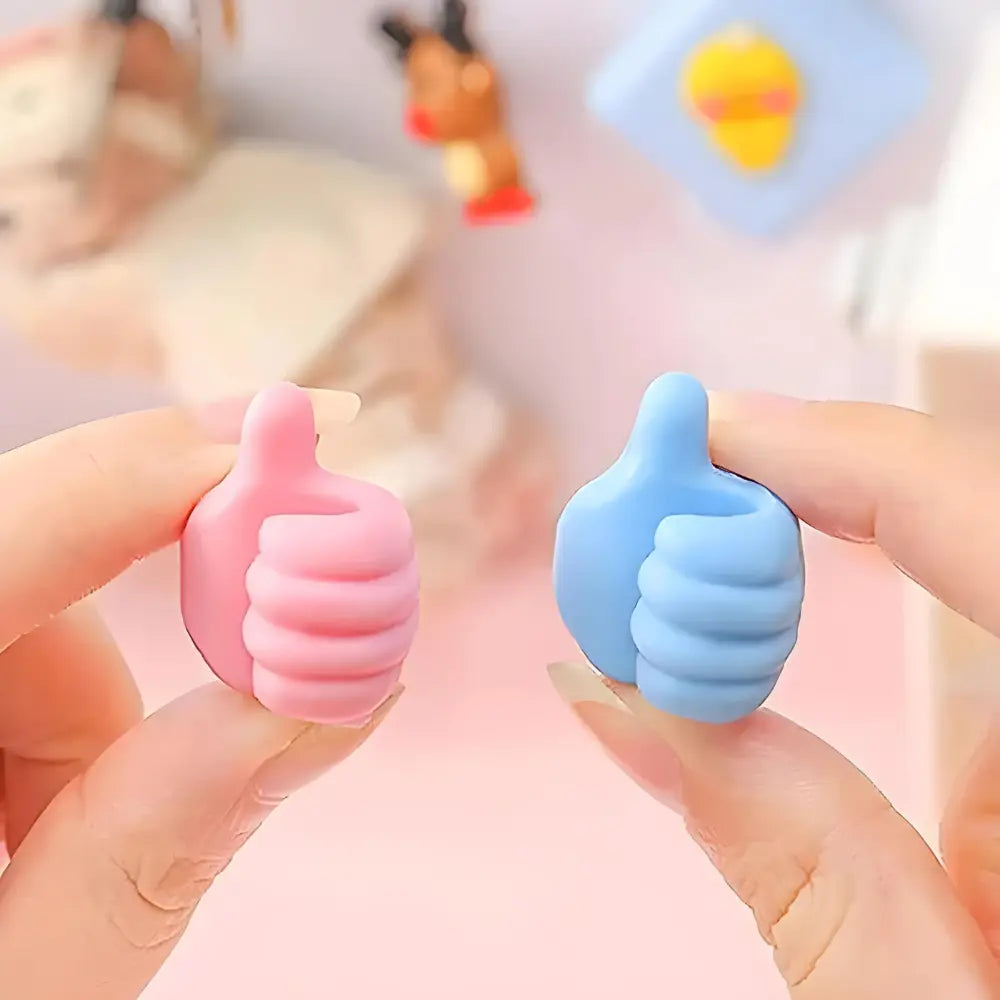 20+20 | Self-adhesive thumb hooks