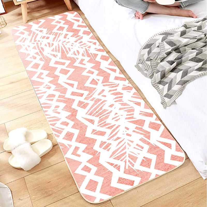 Multi-Color Scandinavian Rug Polyester Geometric Rug Non-Slip Stain Resistant Machine Washable Rug for Bedroom