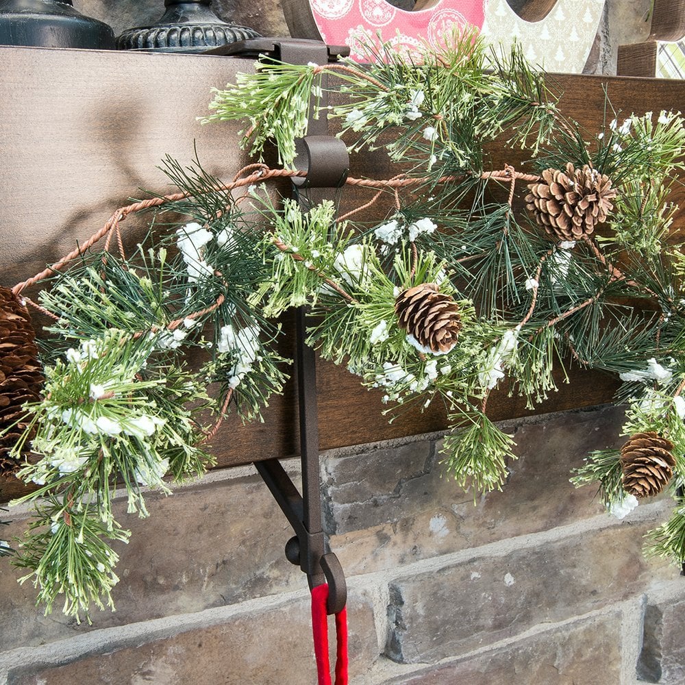 ClingaGrip — No more decoration chaos, for stress-free holidays full of shine and safety!