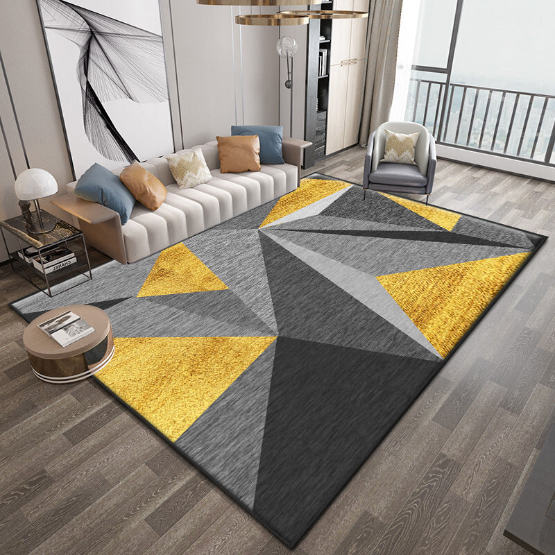 Nice 3D Effect Triangle Rug Multicolor Contemporary Rug Polypropylene Machine Washable Pet Friendly Non-Slip Rug for Home
