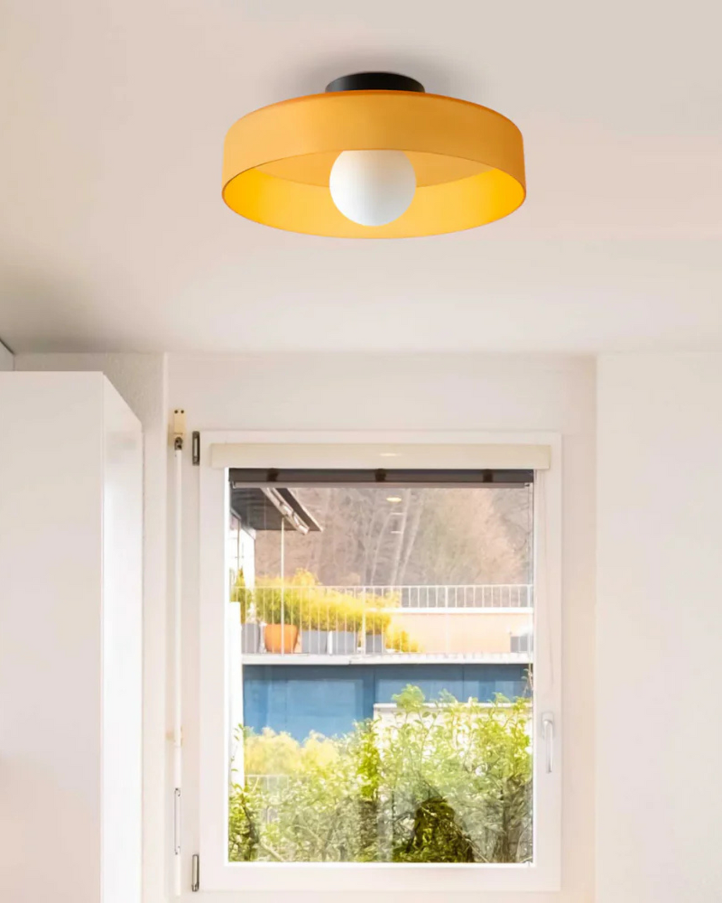 Artistic Decorative Lamp Combining Art and Light