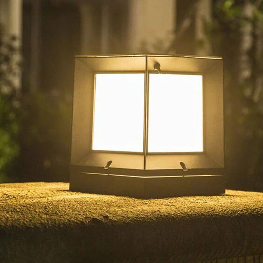Cube Column Lamp
