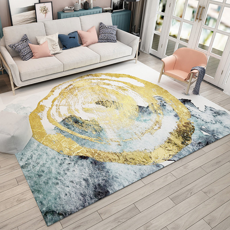 Multicolored natural polypropylene rug with abstract print, easy-care machine washable rug for the room
