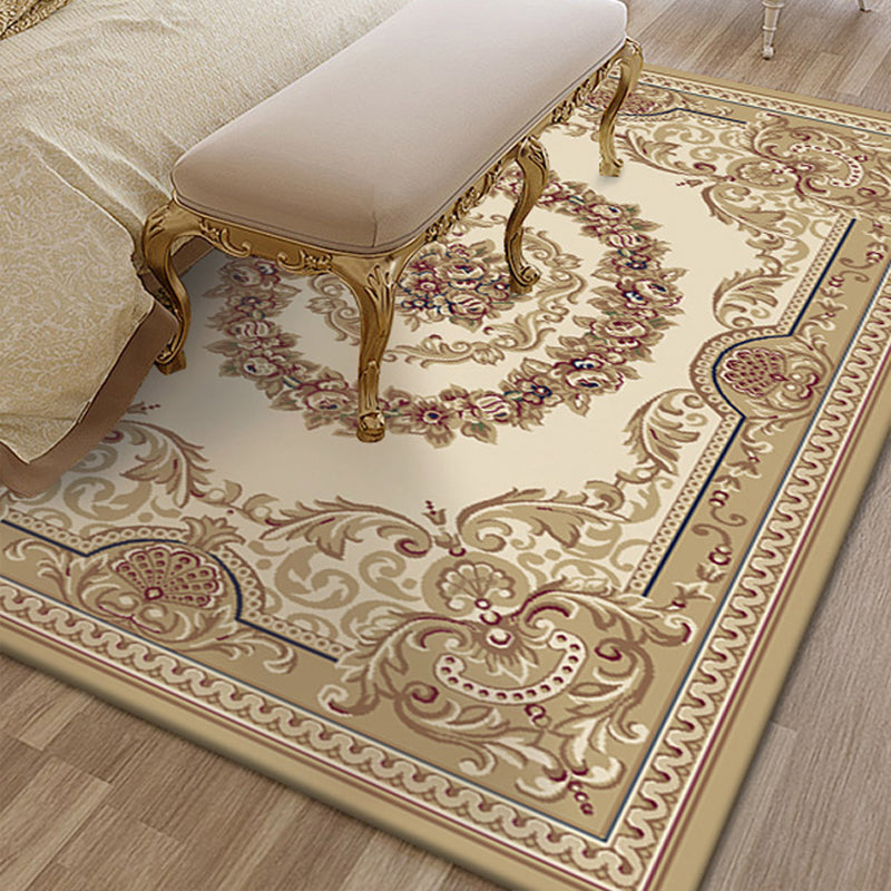 Multicolored Living Room Carpet Olden Floral Pattern Carpet Polyester Easy Care Machine Washable Indoor Carpet