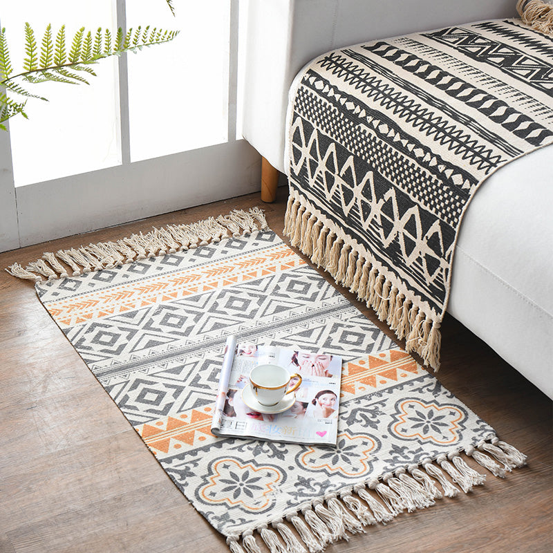 Western Bedroom Rug Multicolored Geometric Print Rug Polyester Handwoven Pet-Friendly Area Rug with Fringes