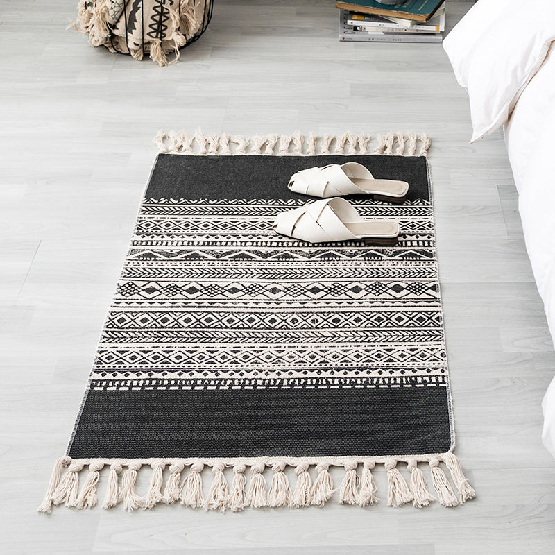 Ethnic geometric pattern rug Multi-color cotton blend area rug machine washable handwoven rug with fringes for room