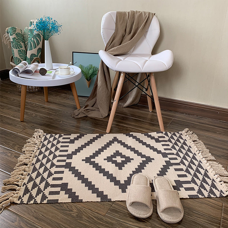 Casual Multicolored Western Rug Cotton Blend Geometric Light Rug Machine Washable Woven Rug with Fringes for Living Room