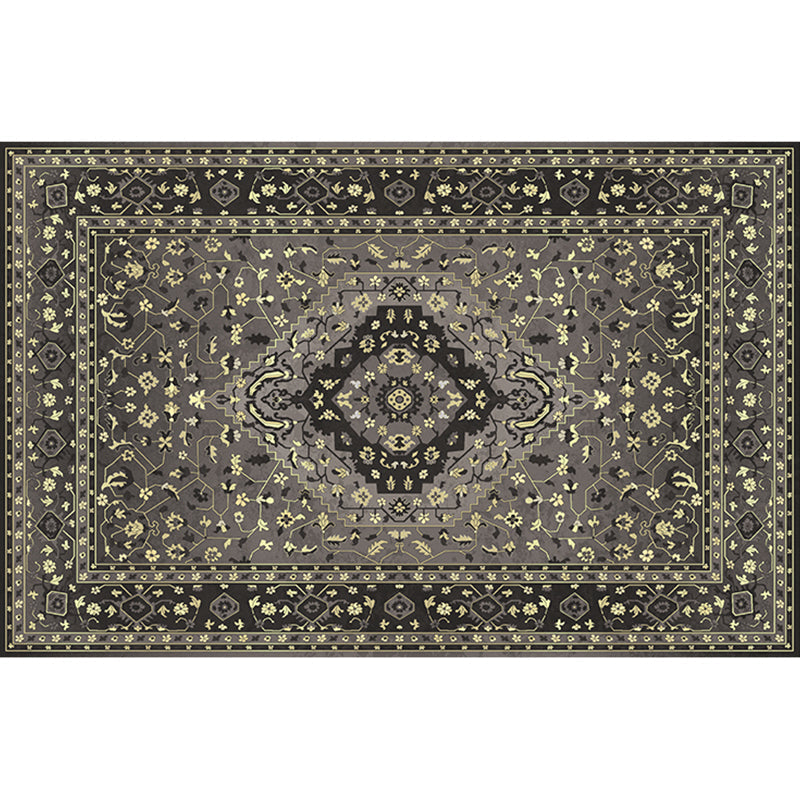 Retro geometric pattern carpet multicolored synthetic area carpet non-slip pet-friendly washable carpet for room
