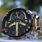 Stainless Steel Chronograph Quartz Watch – Elegant Men’s Luxury Timepiece