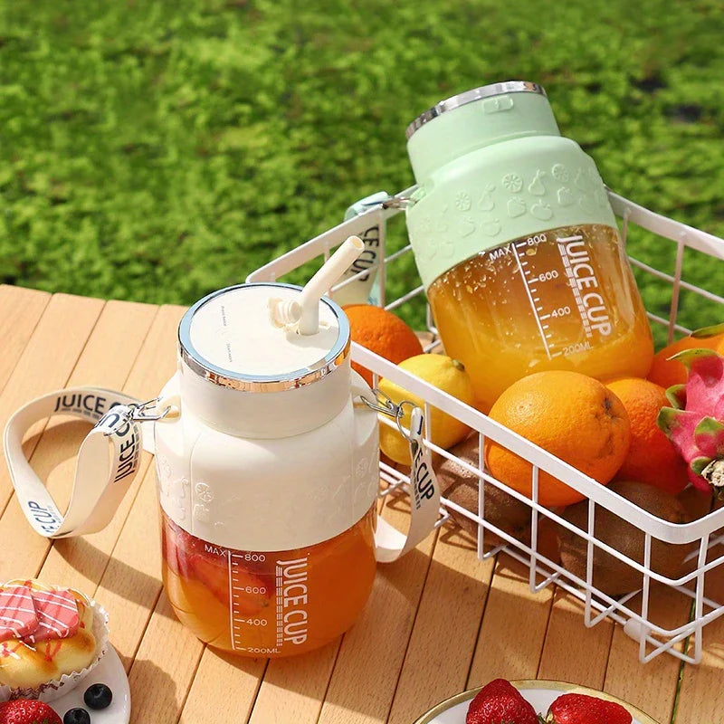 2in1 Bottle Mixer with Straw 800ml - Perfect for On the Go!