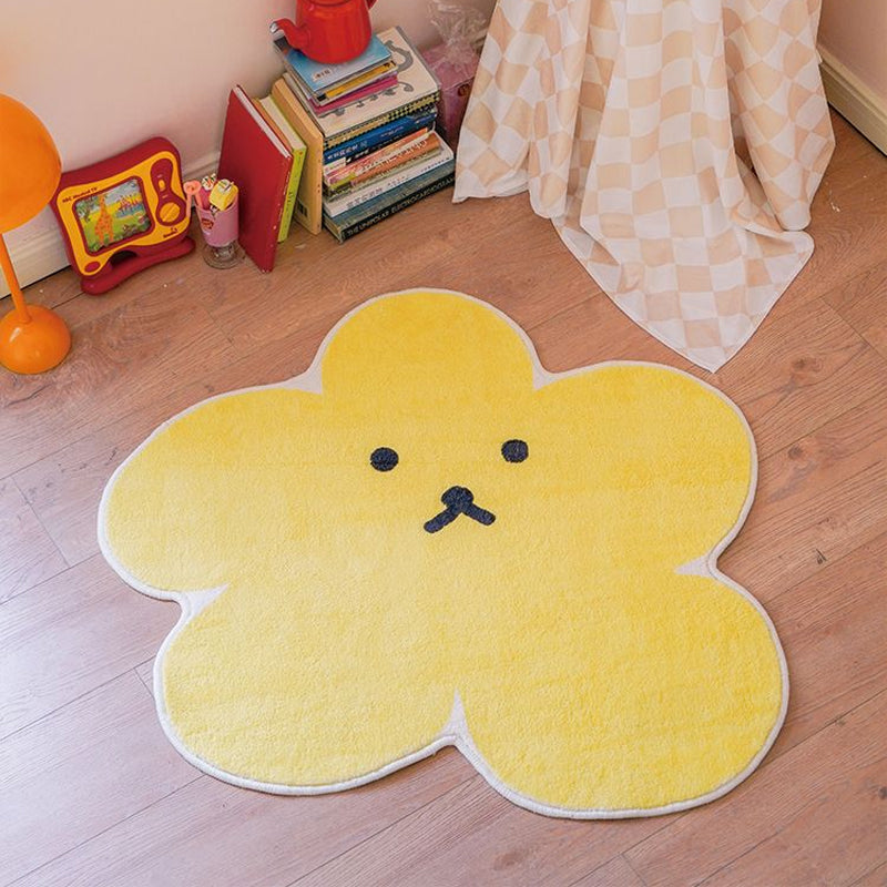 Relaxing Bedroom Rug Yellow Cartoon Printed Indoor Rug Polyester Non-Slip Back Stain-Resistant Area Rug