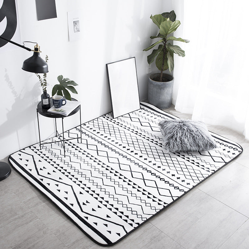 Black Living Room Rug Nordic Geometric Print Area Rug Polypropylene Non-Slip Pet Friendly Easy Care Rug