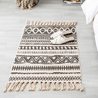 Western geometric printed carpet Multicolored jute carpet Pet-friendly, stain-resistant indoor runner with fringes for the room