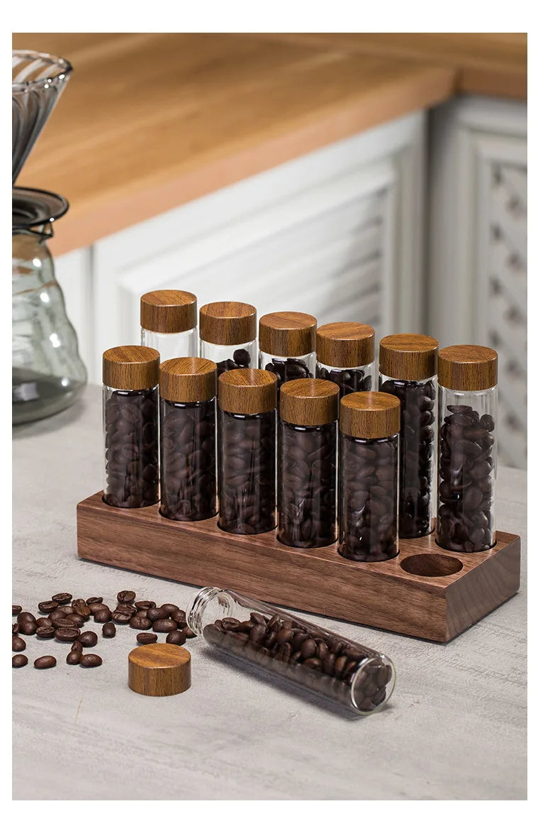 Maximum freshness, minimal space – ideal storage for coffee beans