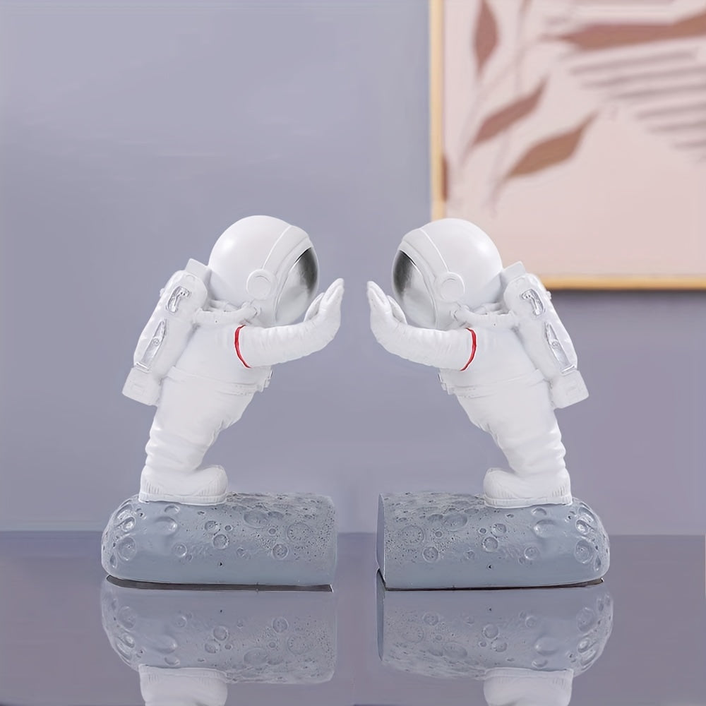 SpaceHold - Astronaut Bookends for a Space Theme