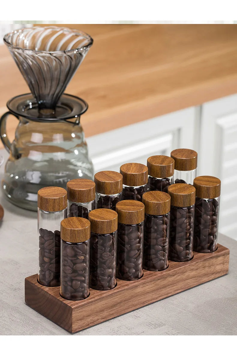 Maximum freshness, minimal space – ideal storage for coffee beans