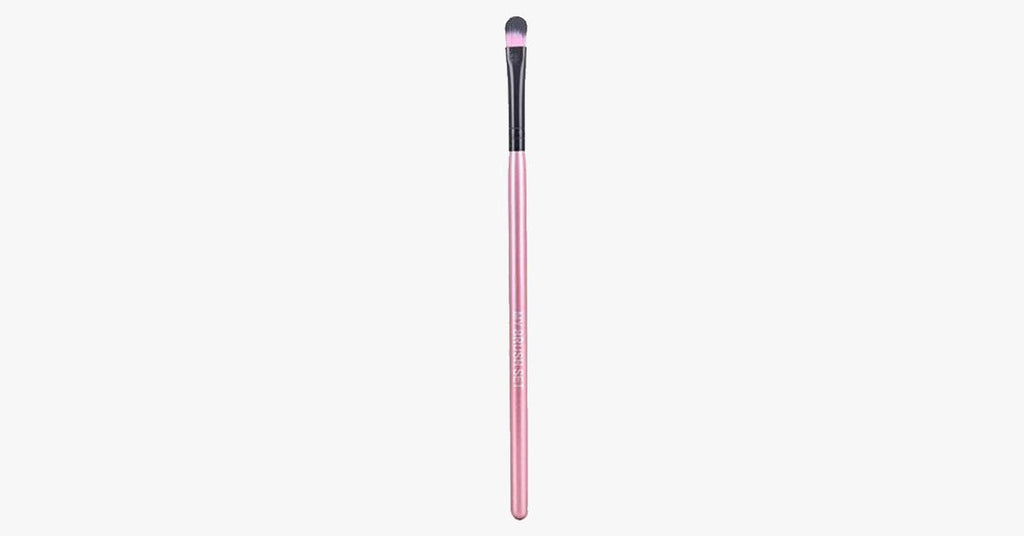 Medium Eyeshadow Brush - Fits Your Personality and Style