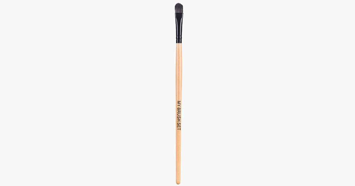 Medium Eyeshadow Brush - Fits Your Personality and Style