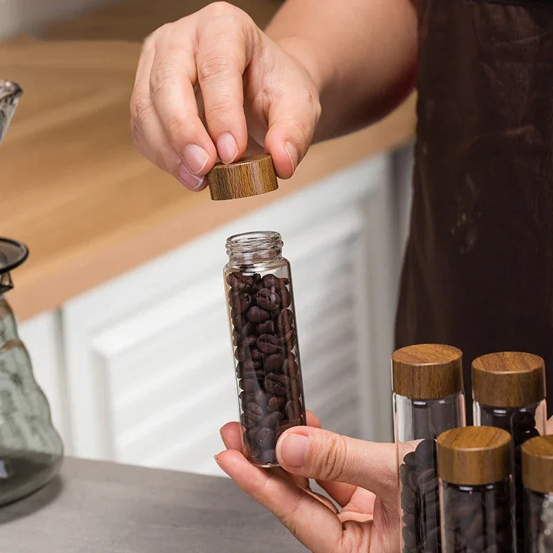Maximum freshness, minimal space – ideal storage for coffee beans