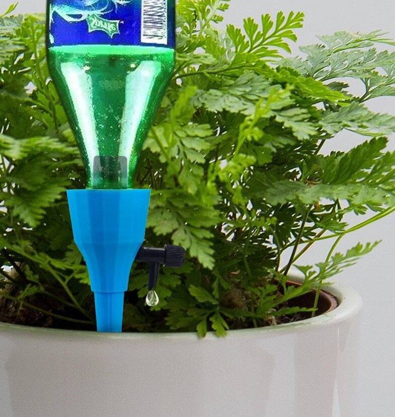 Plant water spike for bottles – Automatic drip irrigation for garden plants