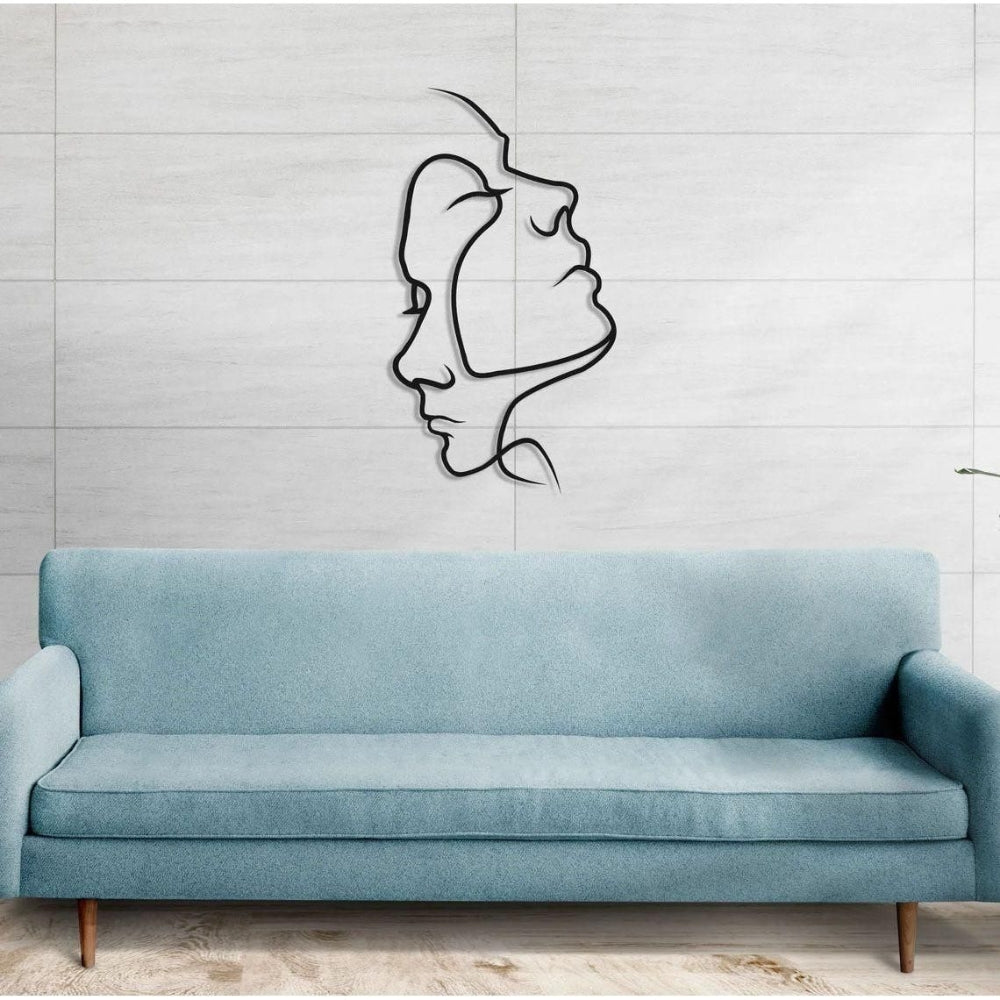 Minimalist Wall Décor with Abstract Expression of Love