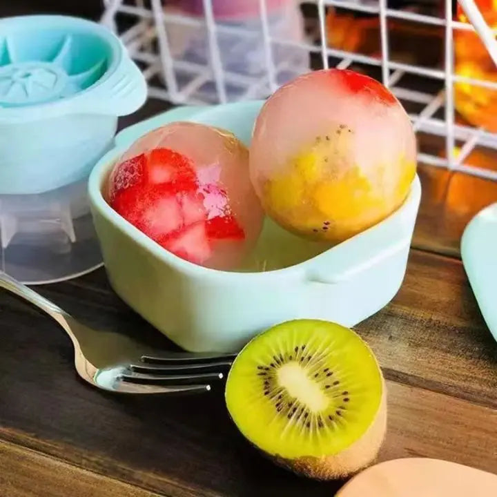 2+2 | Ice ball molds for cocktails – Slow melting & stackable