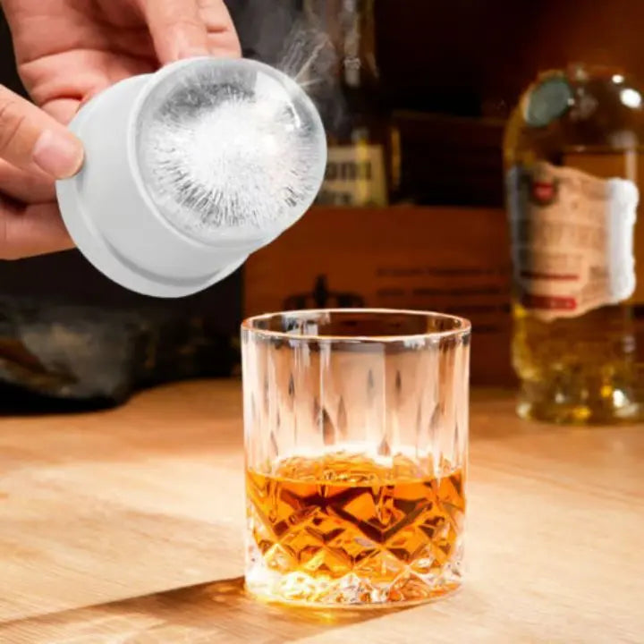 2+2 | Ice ball molds for cocktails – Slow melting & stackable