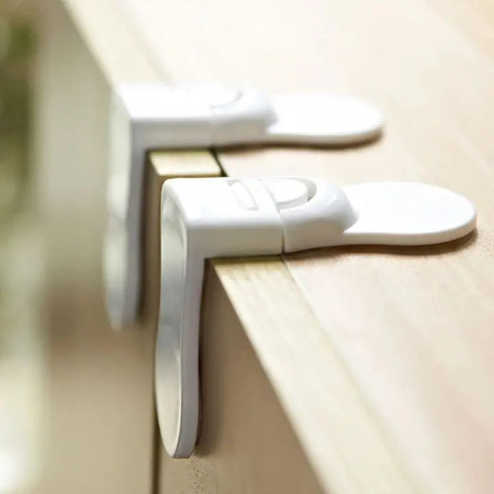 2+2 | Child-safe drawer lock – for cabinets and dressers