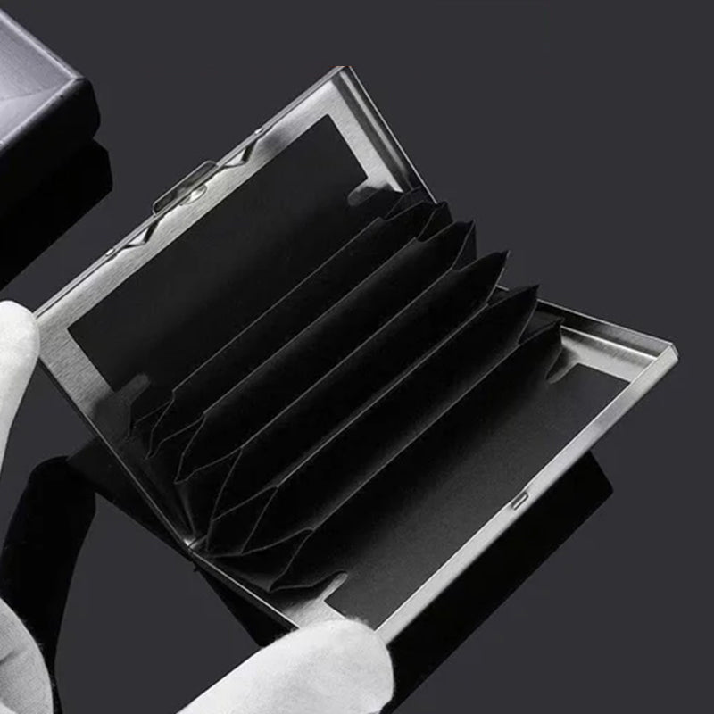 Ultral thin card case with theft and demagnetization protection