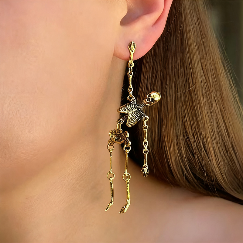Halloween decorative skull earrings
