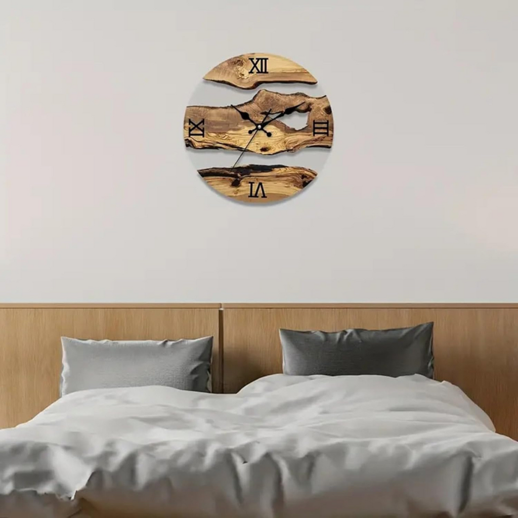 Minimalist Clock Functionality and Harmony