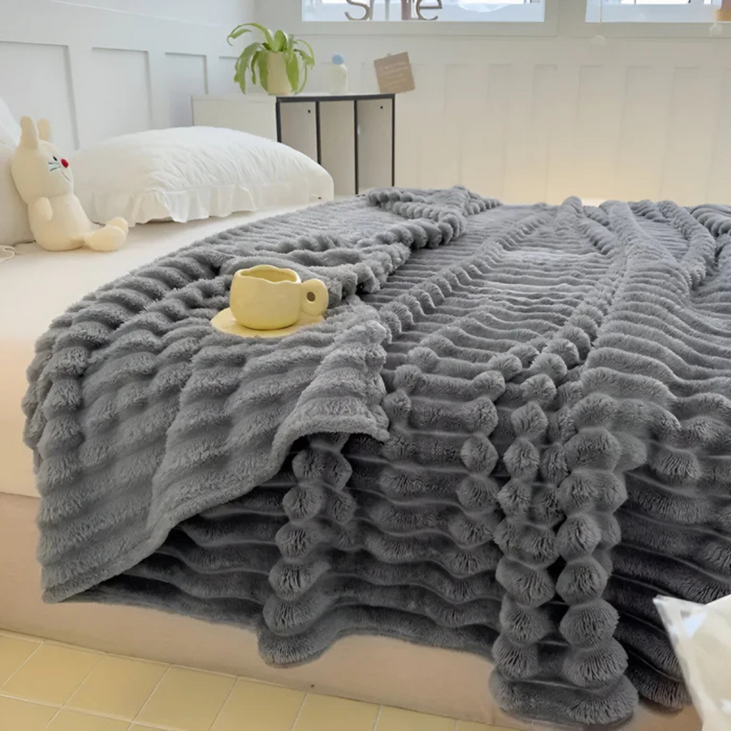 Plush Fleece Blanket, Soft and Warm Throw for Couch or Bed