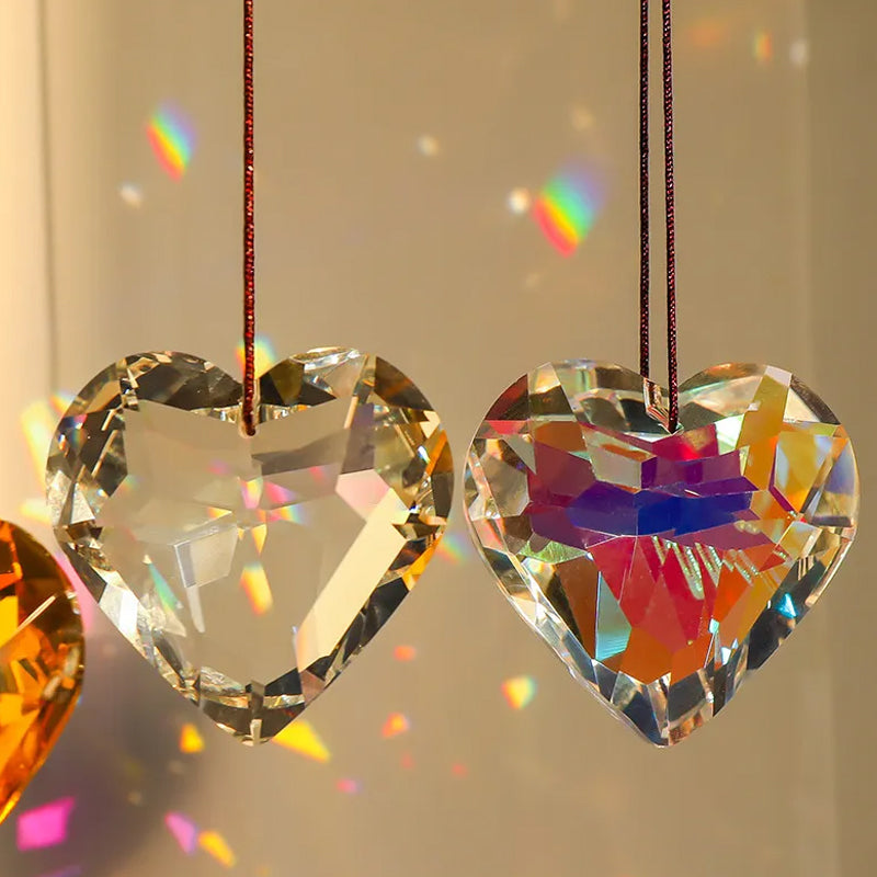GlimmerHeart Elegant Heart-Shaped Sun Catcher – Enchanting Light Effects for Your Home