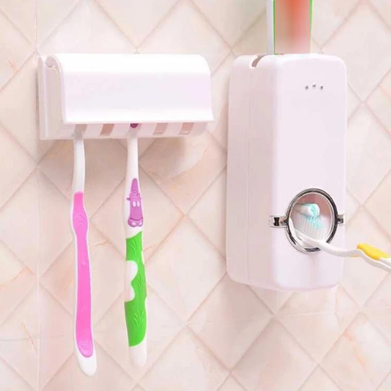 Wall-mounted toothbrush station