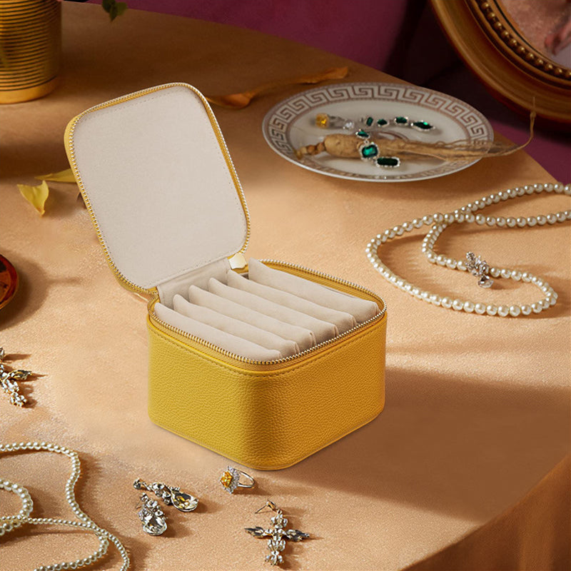 Leather jewelry box for travel