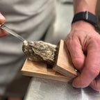 Wooden Oyster Opening Clamp, 13 × 8 × 8 cm, for Kitchen Tables