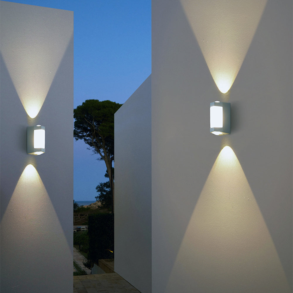 IP65 Waterproof Outdoor Wall Lamp