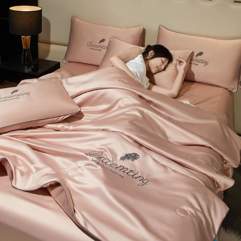 KühlTraum Cooling Ice-Silk Duvet for Hot Nights