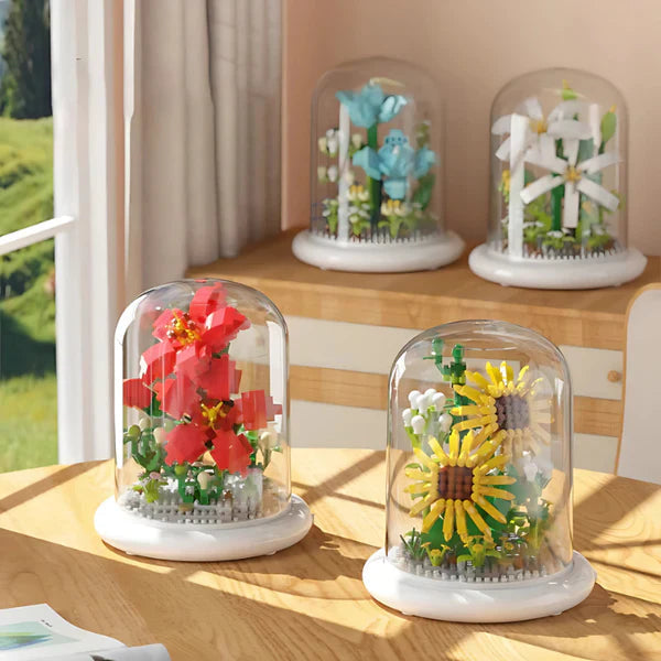 Noble Building Block Flower in Glass