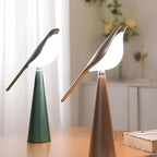 Serene Magpie Light