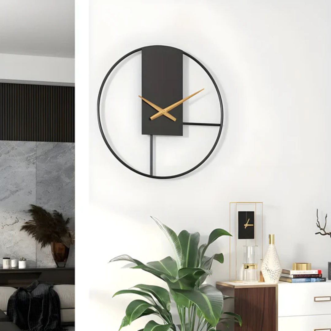 Elegant Minimalist Wall Clock Aurum with Silent Mechanism