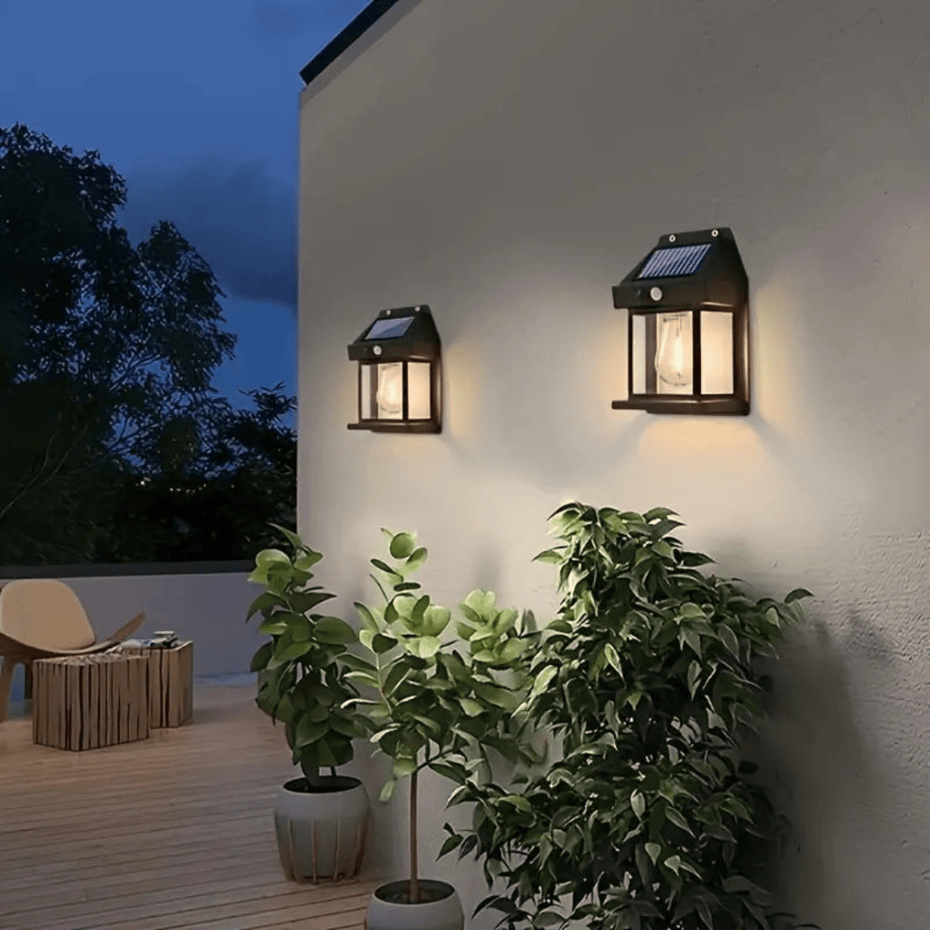 Modern and waterproof solar lamp for the garden and terrace