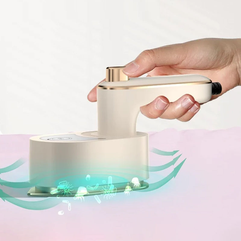Handheld portable foldable steamer