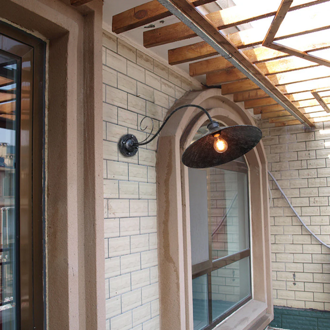 Vintage Outdoor Wall Lamp