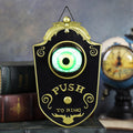 SchreckMoment — Transform your door into a terrifying spectacle full of goosebumps and excitement!